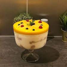 طريقة-صنع-ترايفل-المانجو-بالكيك