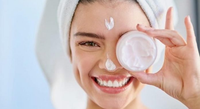 وصفة-طبيعية-لترطيب-البشرة-الجافة.-ستُبهركِ-نتيجتها