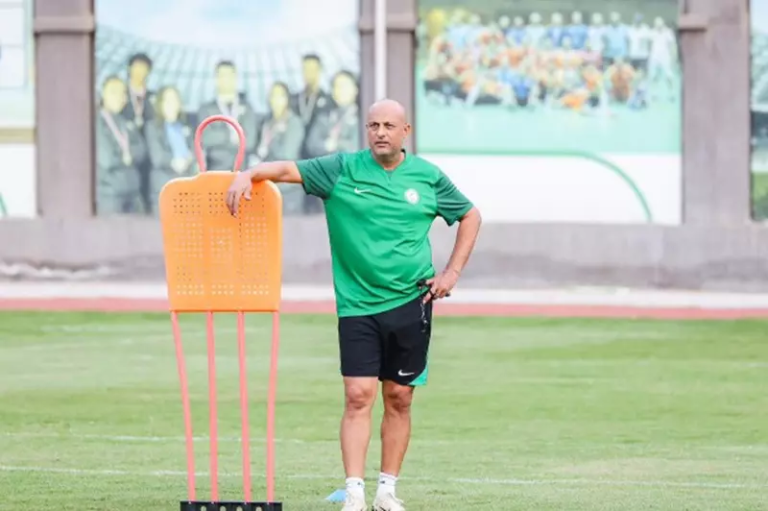 مصدر لـ يلا كورة: البنك الأهلي يمنح طارق مصطفى آخر فرصة أمام الطلائع