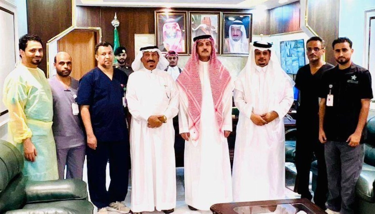 محافظ الحرث يشارك في حملة التبرع بالدم التي أطلقها ولي العهد تحت شعار «اقتداء وعطاء»