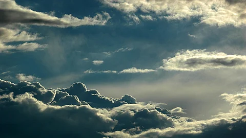 الأرصاد: حالة مطرية واسعة تغطي 9 مناطق مصحوبة برياح قوية وتساقط للبرد حتى مساء الثلاثاء