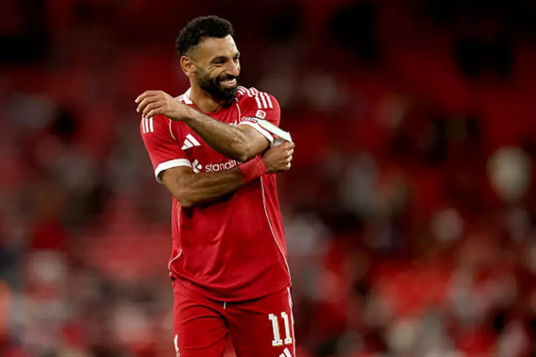 عقب “الأسيست” القاتل أمام نيوكاسل.. هدايا صلاح في الدوري الإنجليزي لا تتأخر