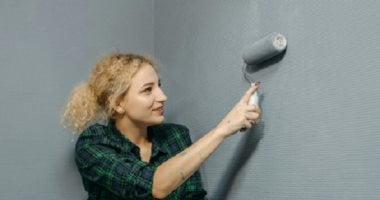 لو ناوية تصبغي بيتك بنفسك.. 3 خطوات تساعدك على إتمام المهمة بنجاح