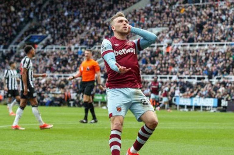 بوين يقدّم اعتذاره لجماهير وست هام بعد محاولته الاشتباك عقب الخسارة أمام ولفرهامبتون