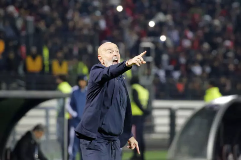 بعد إيقاف كين، بيولي يؤكد أن دجيكو جاهز لقيادة هجوم فيورنتينا