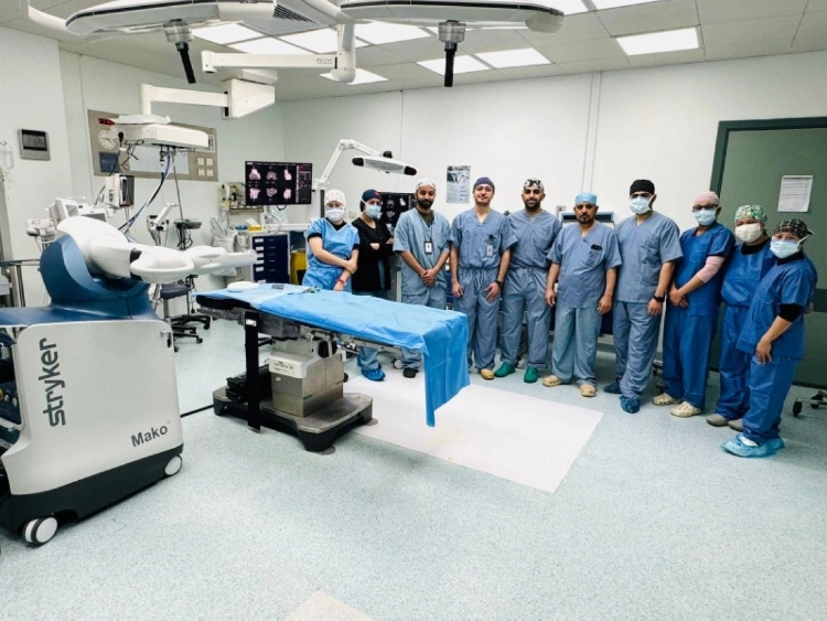 مدينة الملك سعود الطبية تحقق نجاحًا في أولى عمليات استبدال المفاصل باستخدام تقنية الروبوت