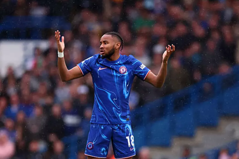 خيار هجومي جديد.. ميلان يبدأ مفاوضات مع تشيلسي لضم نكونكو