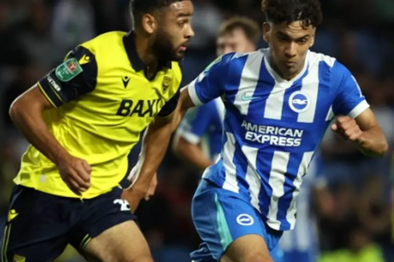 بدون مفاجآت.. برايتون وفولهام يتأهلان في كأس كاراباو