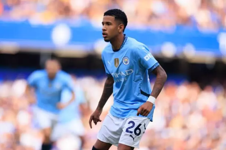 مانشستر سيتي يبلغ توتنهام أنه لن يبيع سافينيو