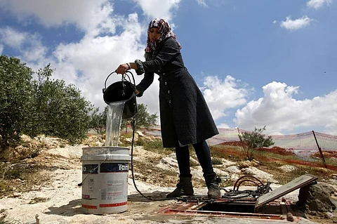 انقطع ضخ المياه عن مساحات واسعة في رام الله بسبب اعتداءات المستوطنين انقطع ضخ المياه عن مساحات واسعة في رام الله بسبب اعتداءات المستوطنين