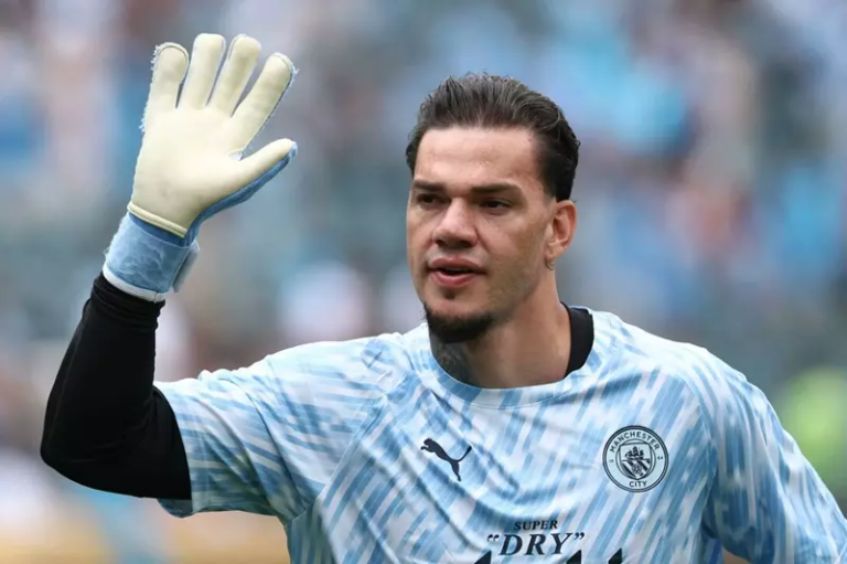 مانشستر سيتي يعلن انتقال إيدرسون إلى فنربخشة