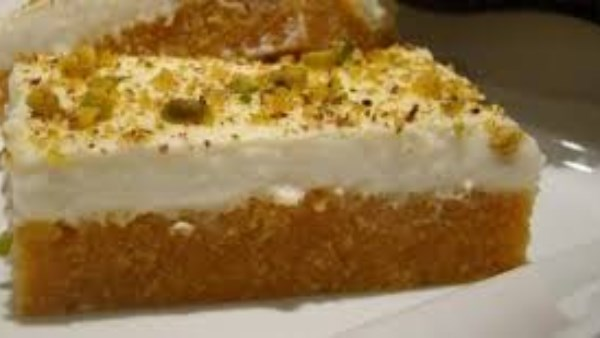 طريقة إعداد حلوى عيش السرايا خطوة بخطوة طريقة إعداد حلوى عيش السرايا خطوة بخطوة