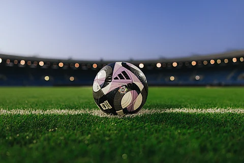 في الجولة الثانية من دوري روشن، قمة مرتقبة بين الاتفاق والأهلي وصراع الهدافين يجمع السومة وحمدالله