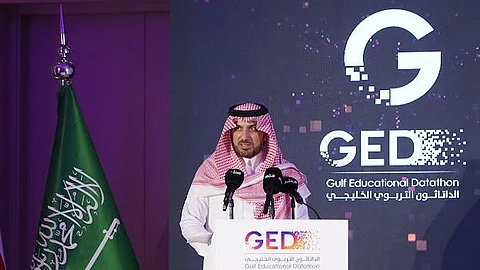 وزارة التعليم لـ”سبق”: التقديم على برنامج “فرص” عبر نظام فارس متاح طوال العام حسب الاحتياج وزارة التعليم لـ”سبق”: التقديم على برنامج “فرص” عبر نظام فارس متاح طوال العام حسب الاحتياج