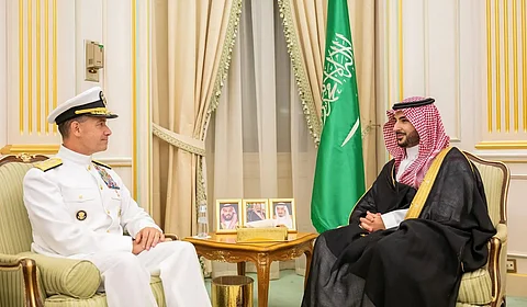 وزير الدفاع يبحث في الرياض مع قائد المركزية الأمريكية عن التنسيق العسكري الإقليمي وزير الدفاع يبحث في الرياض مع قائد المركزية الأمريكية عن التنسيق العسكري الإقليمي