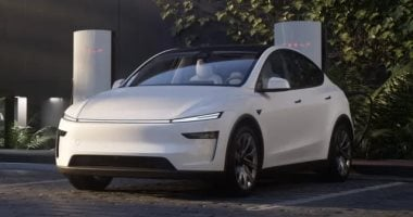 تحقيق رسمى فى تسلا بسبب أعطال محتملة تتعلق بمقابض الأبواب لطراز Model Y تحقيق رسمى فى تسلا بسبب أعطال محتملة تتعلق بمقابض الأبواب لطراز Model Y
