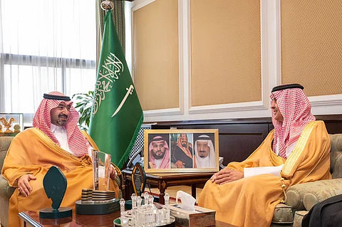 نائب أمير تبوك يكرم تجمع تبوك الصحي لفوزه بجائزة «أداء الصحة» في نسختها السابعة نائب أمير تبوك يكرم تجمع تبوك الصحي لفوزه بجائزة «أداء الصحة» في نسختها السابعة