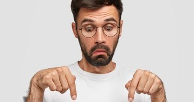 5 عبارات إذا استخدمتها ستدرك أنك جادجمنتال وتحتاج إلى تعلم تقبّل الآخرين 