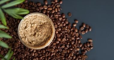 اليوم العالمي للقهوة: 4 وصفات طبيعية من البن للحفاظ على جمالك 