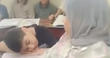 الأولاد ناموا في المدرسة.. معلمة توجه الأمهات بنصيحة ساخرة 