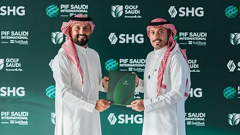 جولف السعودية يوقع اتفاقية شراكة استراتيجية مع مجموعة SHG لرعاية بطولة السعودية الدولية 2025 جولف السعودية يوقع اتفاقية شراكة استراتيجية مع مجموعة SHG لرعاية بطولة السعودية الدولية 2025
