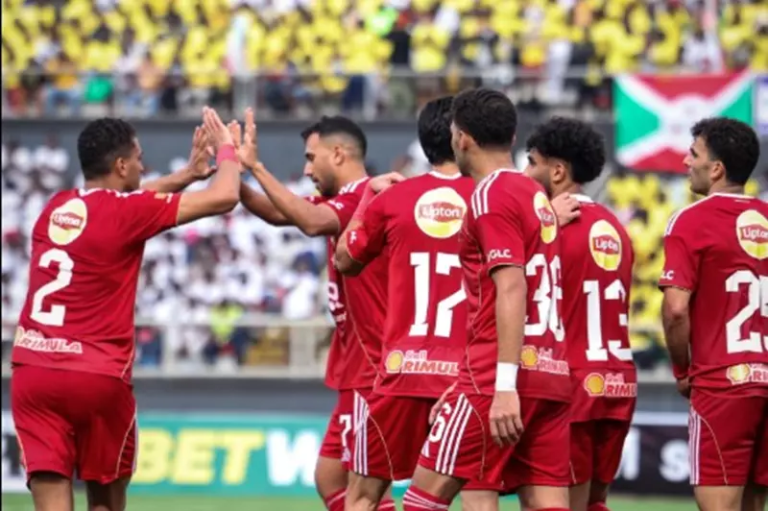 صافرة الشهدي تقود مواجهة الأهلي والاتحاد.. وحسام عزب على الـVAR صافرة الشهدي تقود مواجهة الأهلي والاتحاد.. وحسام عزب على الـVAR