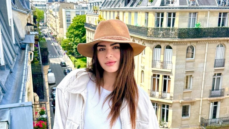 ناقد أزياء يعلق على فستان هنادي مهنا في الجونة.. ماذا قال؟ ناقد أزياء يعلق على فستان هنادي مهنا في الجونة.. ماذا قال؟