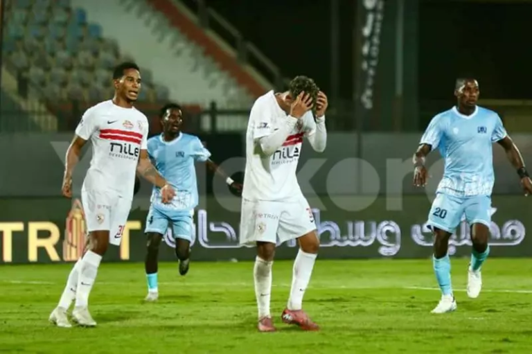 هجوم من جماهير الزمالك ودفاع عن فيريرا ودعم بانزا.. تفاصيل ليلة الغضب على محمد السيد هجوم من جماهير الزمالك ودفاع عن فيريرا ودعم بانزا.. تفاصيل ليلة الغضب على محمد السيد