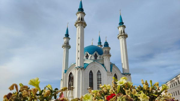 مسجد قول شريف.. من أجمل مساجد العالم الإسلامي.. فما قصته؟ مسجد قول شريف.. من أجمل مساجد العالم الإسلامي.. فما قصته؟