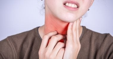 حصوات اللوزتين: ما هي، وهل تسبّب رائحة الفم الكريهة؟ حصوات اللوزتين: ما هي، وهل تسبّب رائحة الفم الكريهة؟