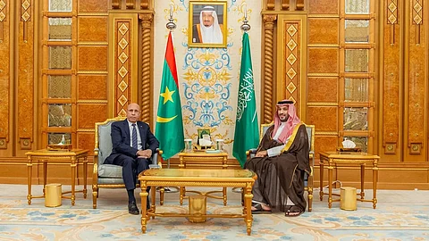 ولي العهد يلتقي رئيس موريتانيا ويستعرضان أطر التعاون بين البلدين ولي العهد يلتقي رئيس موريتانيا ويستعرضان أطر التعاون بين البلدين